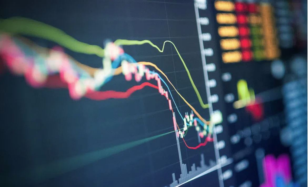 As Fed battles inflation, financial advisors brace for recession fallout